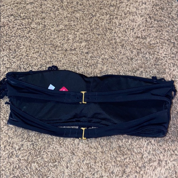 Black VS Swimsuit Top - Picture 2 of 3